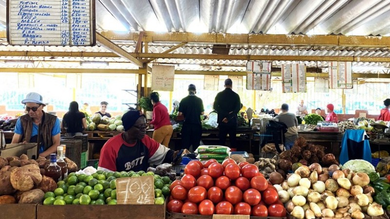 Chợ nông sản ở La Habana, Cuba. (Ảnh: Ngọc Duy/TTXVN) 