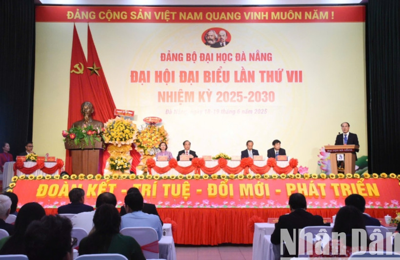 Đại hội đại biểu Đảng bộ Đại học Đà Nẵng lần thứ VII, nhiệm kỳ 2025-2030. (Ảnh: ANH ĐÀO)