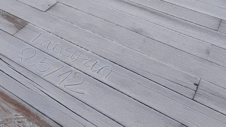 Băng giá phủ trắng đỉnh Fansipan.