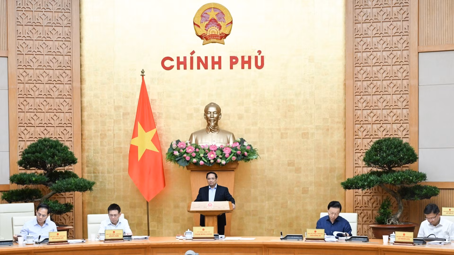 Thủ tướng Phạm Minh Chính chủ trì Phiên họp Chính phủ chuyên đề xây dựng pháp luật tháng 9/2025.