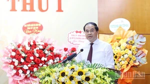 Bí thư Tỉnh ủy Trịnh Xuân Trường phát biểu chỉ đạo đại hội. (Ảnh: THANH SƠN)