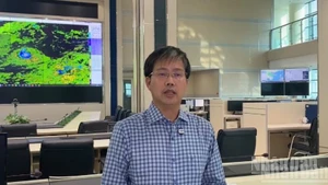Ông Mai Văn Khiêm, Giám đốc Trung tâm Dự báo Khí tượng Thủy văn quốc gia thông tin về bão số 5 trưa 25/8.