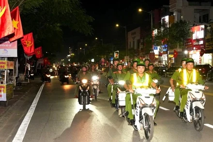 Các lực lượng Công an thành phố Hải Phòng ra quân thực hiện nhiệm vụ tối 23/9.