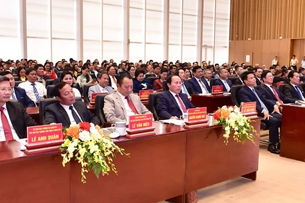 Các đại biểu dự gặp mặt.