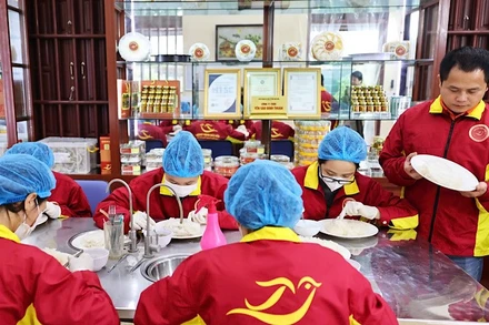 Ảnh minh họa: Một cơ sở sản xuất tư nhân (sản xuất sản phẩm Yến sào) ở tỉnh Nam Định.