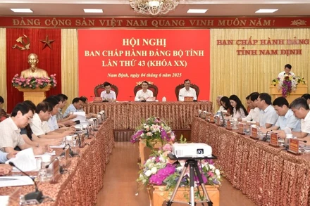 Ảnh minh họa: Ban Chấp hành Đảng bộ tỉnh Nam Định khóa XX, nhiệm kỳ 2020-2025 tổ chức Hội nghị lần thứ 43.