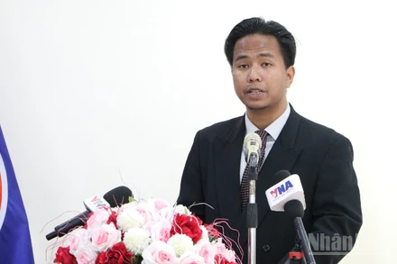 Giám đốc điều hành Trung tâm Nghiên cứu khu vực Campuchia Him Raksmey. (Ảnh: HUY VŨ)