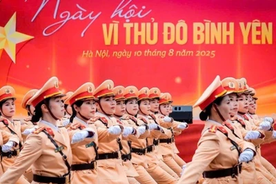 Đồng hành cùng Công an Hà Nội tại Ngày hội Thủ đô hòa bình