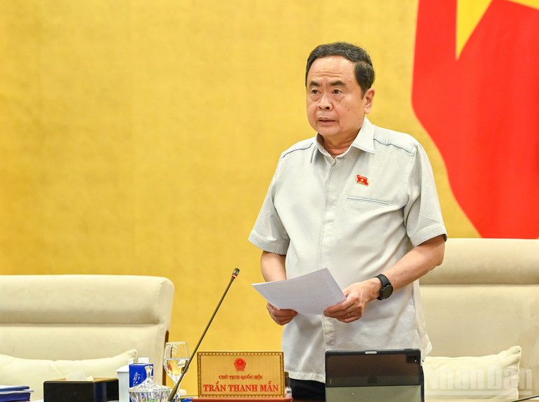 Chủ tịch Quốc hội Trần Thanh Mẫn phát biểu bế mạc phiên họp. (Ảnh: DUY LINH) ndo_br_img-0248.jpg