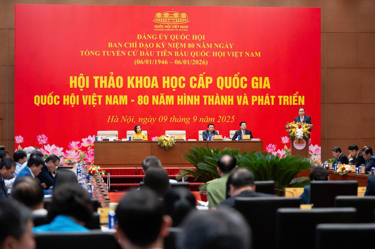 Các nội dung được trình bày tại Hội thảo đã phản ánh sâu sắc chặng đường 80 năm hình thành, phát triển của Quốc hội Việt Nam. 090920250603-ctbm3.jpg