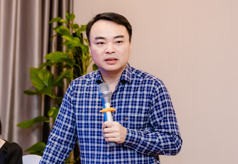 Bapak Pham Thy Hung, Wakil Direktur Departemen Manajemen Penawaran (Kementerian Keuangan). 3110-ptmn-53.jpg