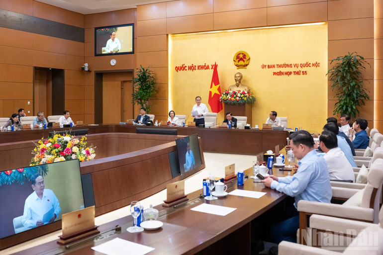 Quang cảnh phi&ecirc;n họp. (Ảnh: DUY LINH)