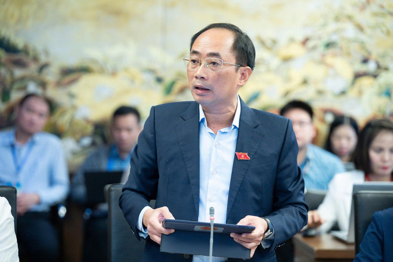 Le Nhat Thanh 대표가 그룹 토론에 참여했습니다. 1051855918889007857.jpg