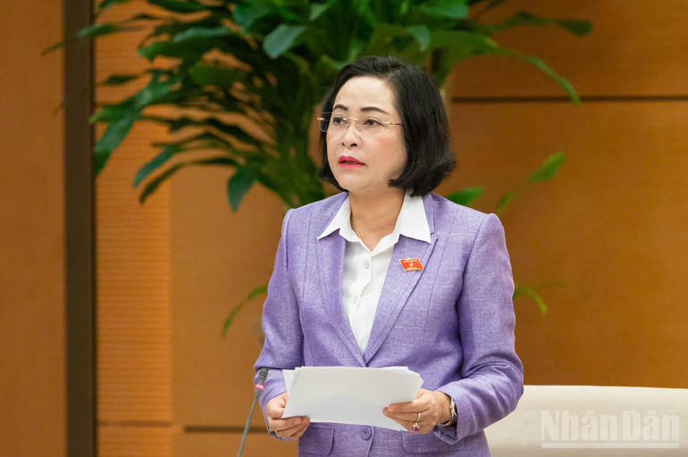 Ph&oacute; Chủ tịch Quốc hội, Ủy vi&ecirc;n Hội đồng Bầu cử Quốc gia Nguyễn Thị Thanh ph&aacute;t biểu khai mạc Hội nghị. (Ảnh: DUY LINH)