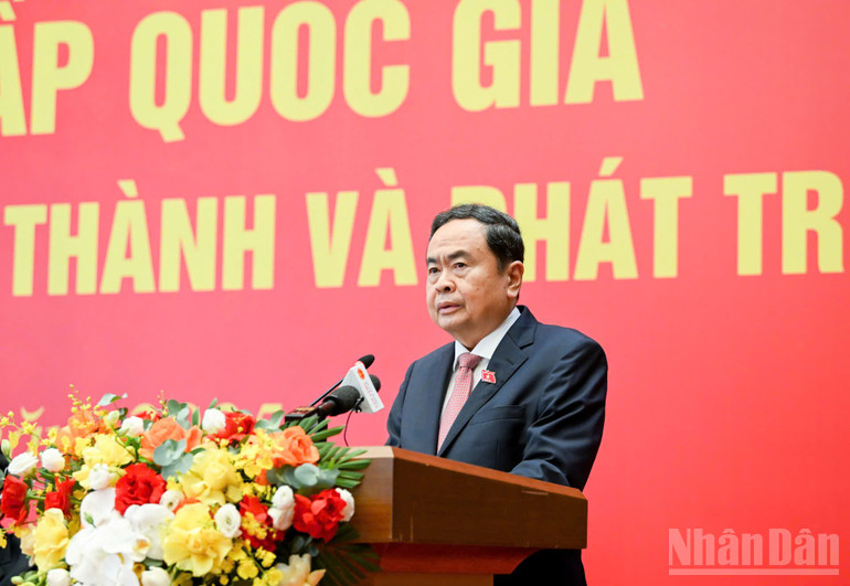 Chủ tịch Quốc hội Trần Thanh Mẫn phát biểu khai mạc hội thảo. (Ảnh: DUY LINH) ndo_br_z6993134767817-490c803dcf90ebad6a715b232650bb8d.jpg