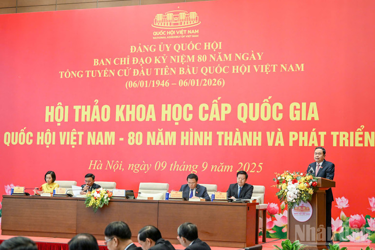 Hội thảo là dịp quan trọng để nhìn lại chặng đường 80 năm hình thành và phát triển của Quốc hội Việt Nam, khẳng định những giá trị lịch sử và vai trò trung tâm của Quốc hội trong hệ thống chính trị. (Ảnh: DUY LINH) ndo_br_z6993134820809-7cdf9c3e4f7d07531d5dc3ca4bc86d8c.jpg