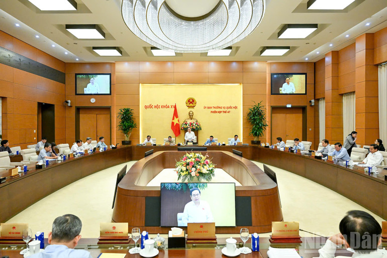 Quang cảnh phiên họp. (Ảnh: DUY LINH) ndo_br_z6790516330429-10a6324c5550f209b9a55c3c8dffa22d.jpg