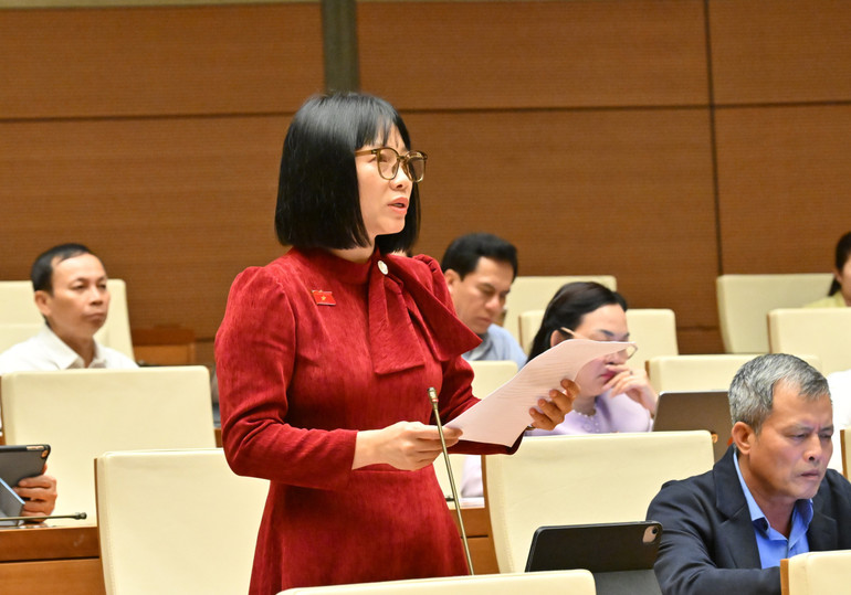 Delegat Nguyen Thi Viet Nga. (Foto: DUY LINH) img-20251201-154153.jpg