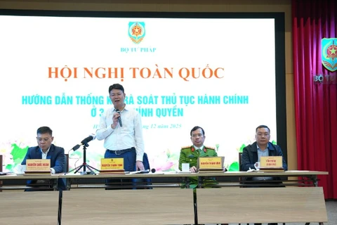 Hội nghị toàn quốc hướng dẫn thống nhất rà soát thủ tục hành chính ở 3 cấp chính quyền. (Ảnh: TL)