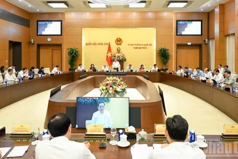 Quang cảnh phiên họp thứ 2 của Ủy ban Thường vụ Quốc hội. (Ảnh: DUY LINH)