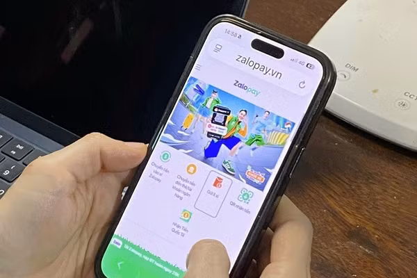 Chỉ một cú nhấp vào link lạ có thể khiến người dùng bị đánh cắp thông tin cá nhân.