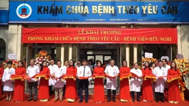 [Video] Nâng cao chăm sóc sức khỏe nhân dân