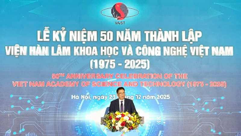 Giáo sư, Viện sĩ Châu Văn Minh, Chủ tịch Viện Hàn lâm Khoa học và Công nghệ Việt Nam phát biểu tại sự kiện. (Ảnh: BÍCH LIÊN)