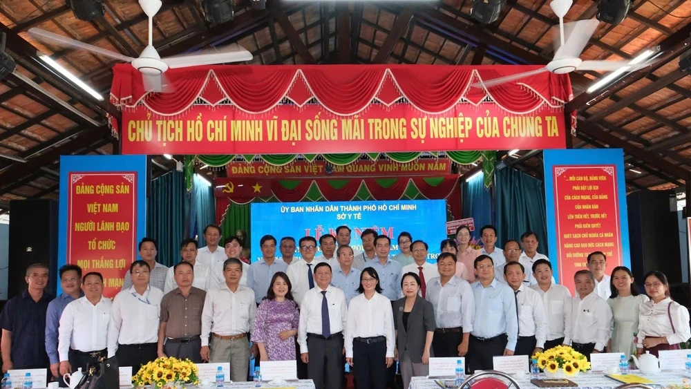 Các đại biểu tham dự sự kiện.