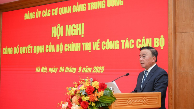 Thường trực Ban Bí thư Trần Cẩm Tú phát biểu tại hội nghị. (Ảnh: THẾ ĐẠI) dc-tct-7889.jpg