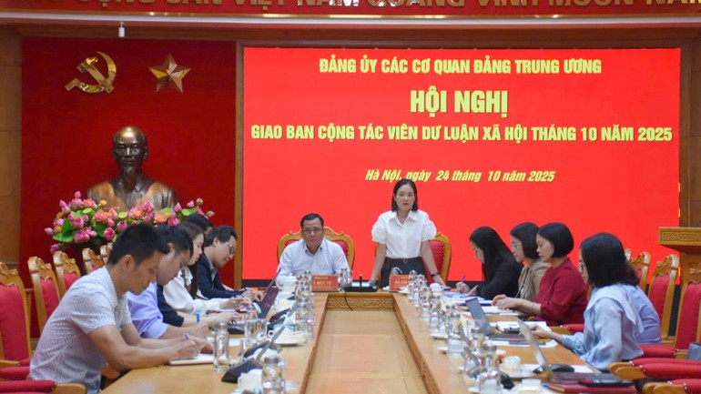Lãnh đạo Ban Tuyên giáo và Dân vận Đảng ủy các cơ quan Đảng thông tin một số vấn đề cần quan tâm. gen-h-24-10-hn-giao-ban-1797.jpg