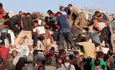 [Video] Giẫm đạp vì hàng cứu trợ trên không tại Dải Gaza 