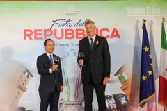 Các đại biểu tại buổi Lễ kỷ niệm 79 năm Quốc khánh Cộng hòa Italia.