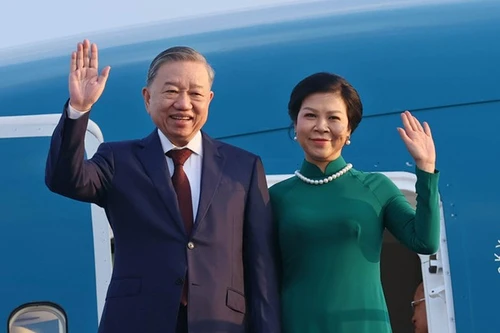 El secretario general del Partido Comunista de Vietnam, To Lam, y su esposa. (Foto: Nhan Dan)