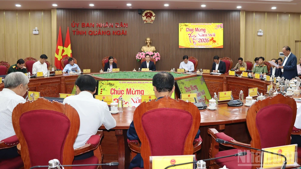 Quang cảnh cuộc họp.