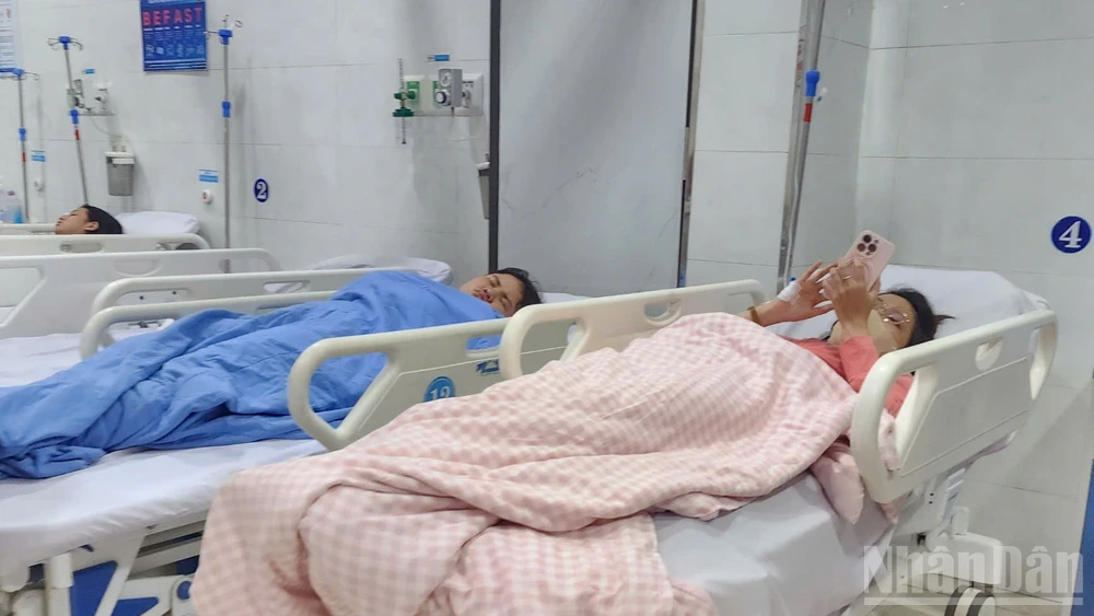 Sở Y tế tỉnh Quảng Ngãi xác định vụ ngộ độc thực phẩm xảy ra tại phường Cẩm Thành và các xã, phường lân cận khiến 203 trường hợp phải nhập viện để điều trị là do ăn bánh mì tại các điểm kinh doanh bánh mì bảng hiệu “Bánh mì Hồng Vân”.