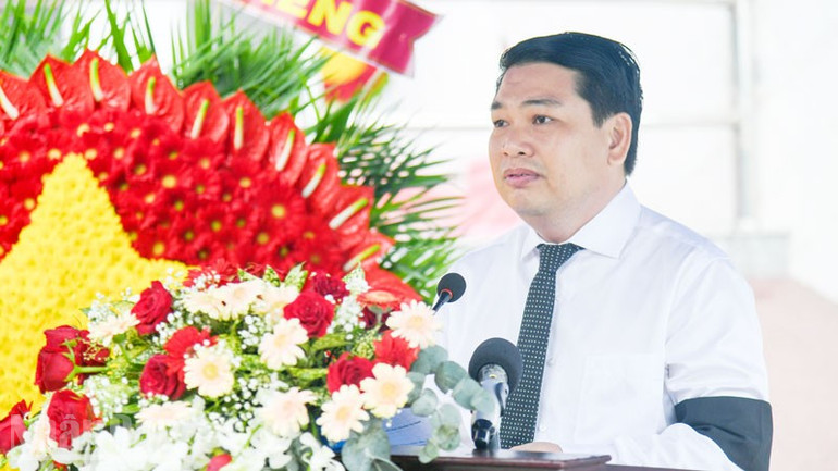 Phó Chủ tịch Ủy ban nhân dân tỉnh Kiên Giang Lê Trung Hồ phát biểu. ndo_bl_3.jpg