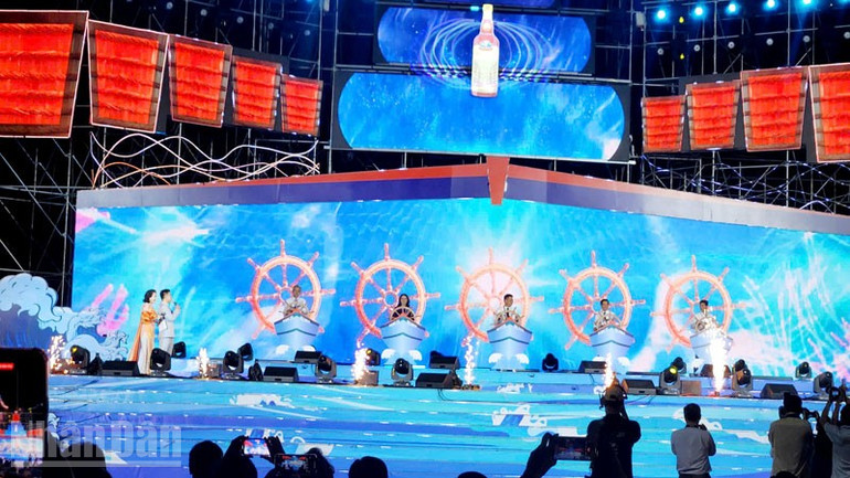 Nghi thức khai mạc Festival nước mắm Phú Quốc. ndo_bl_8.jpg
