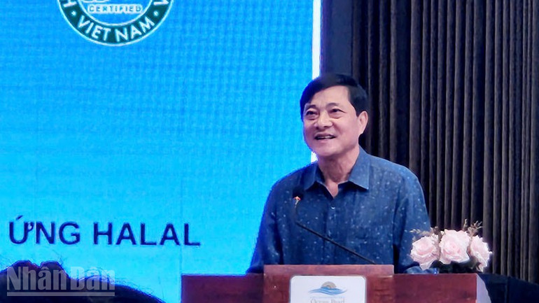 អនុប្រធានមន្ទីរទេសចរណ៍ខេត្ត An Giang លោក Nguyen Trung Thanh ថ្លែង។ ndo_bl_5.jpg