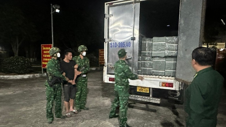 Tang vật Chuyên án TN725p bị bắt giữ tại Tây Ninh. (Ảnh: Bộ Tư lệnh Bộ đội Biên phòng) tn-725p-86.jpg