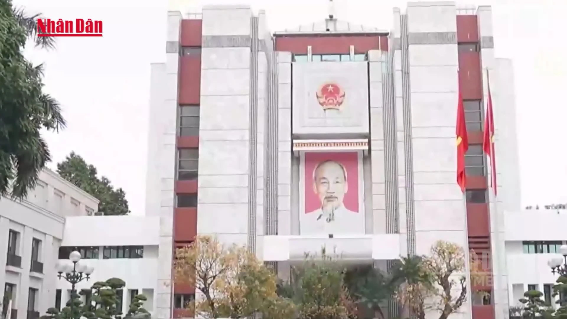 Hà Nội trang hoàng rực rỡ, sẵn sàng cho ngày bầu cử đại biểu Quốc hội