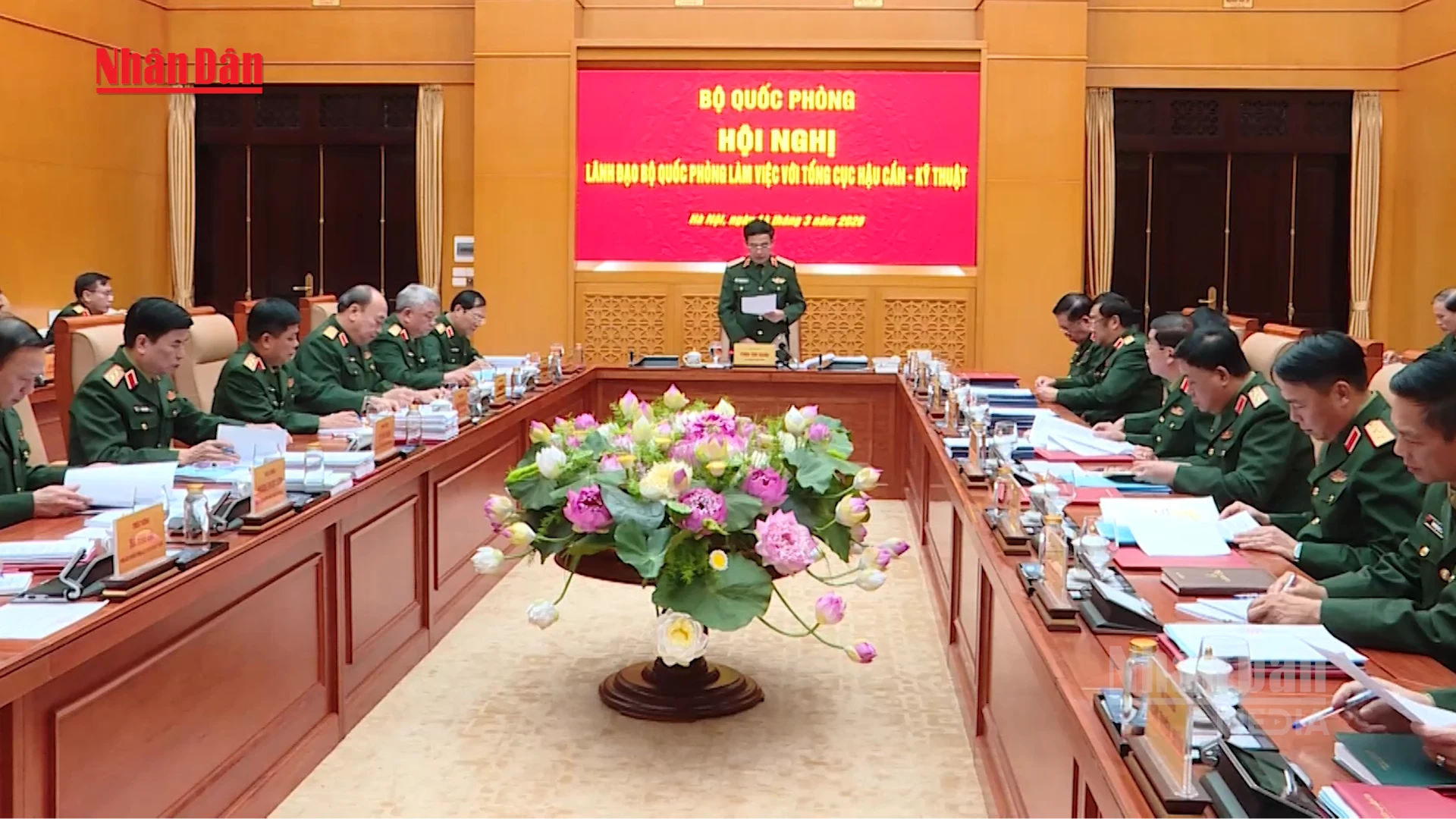 Đại tướng Phan Văn Giảng làm việc với Tổng cục Hậu cần Kỹ thuật, thúc đẩy hiện đại hóa quân đội