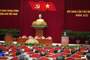 Phiên bế mạc Hội nghị Trung ương 13 Khoá XIII. (Ảnh ĐĂNG KHOA)