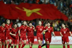 Đội tuyển bóng đá nữ Việt Nam trong niềm vui vô địch SEA Games 32. (Ảnh: TL)