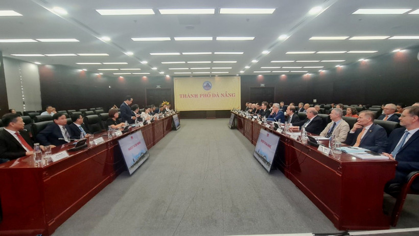 Lãnh đạo thành phố Đà Nẵng tiếp phái đoàn Đại sứ các nước EU tại Việt Nam.