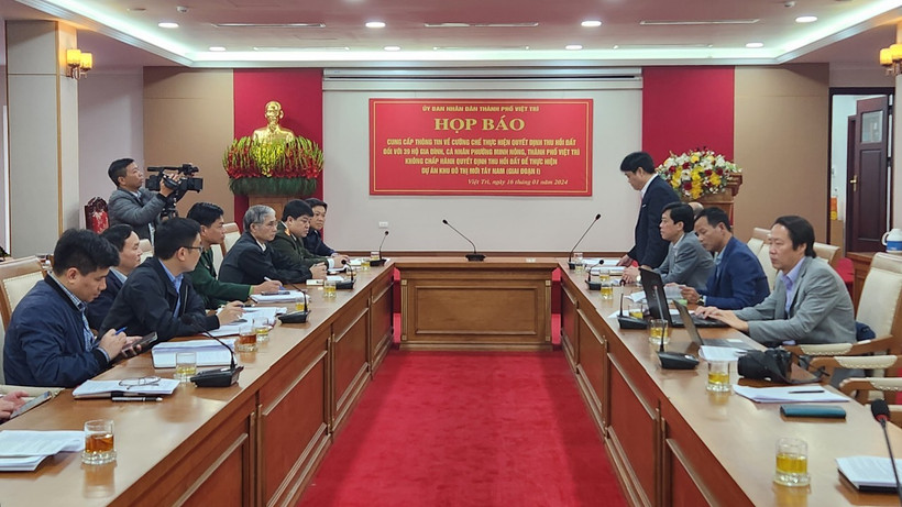 Thành phố Việt Trì thông tin với báo chí phương án cưỡng chế thu hồi đất tại phường Minh Nông.