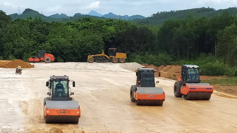 Thi công dự án công trình đường bộ cao tốc Bắc-Nam đoạn đi qua tỉnh Quảng Bình
