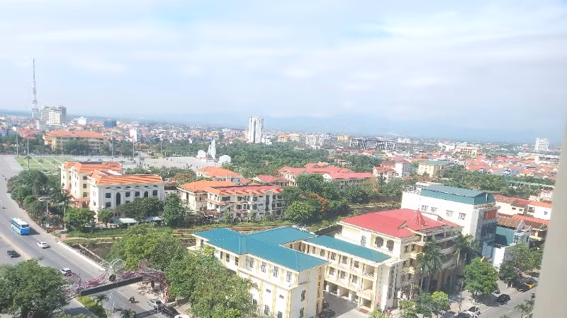 Qua rà soát của các cơ quan tỉnh Quảng Bình, trụ sở làm việc cơ bản đáp ứng yêu cầu cho bộ máy hành chính sau hợp nhất, sáp nhập hai tỉnh. (Ảnh: HG)