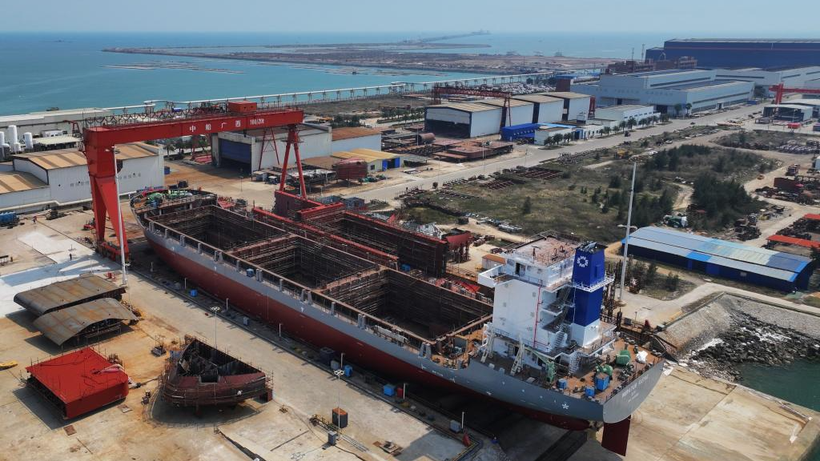 Quang cảnh đóng tàu ở Công ty TNHH đóng tàu Quảng Tây thuộc Tập đoàn đóng tàu Trung Quốc. (Ảnh: TÂN HOA XÃ)