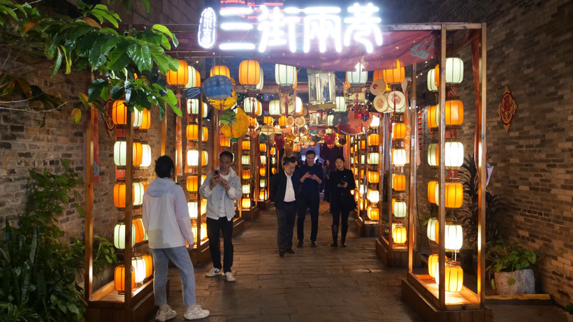 Ba phố hai ngõ trở thành thương hiệu văn hóa và du lịch về đêm của Quảng Tây.