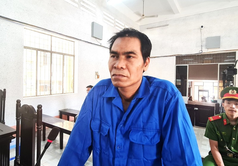 Bị cáo Y Krếc Byă tại phiên tòa.